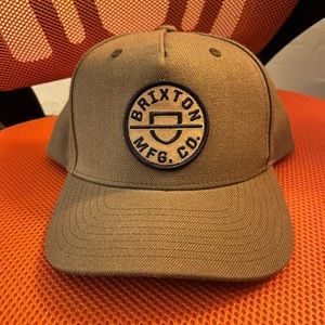 *never worn* Brixton green SnapBack
